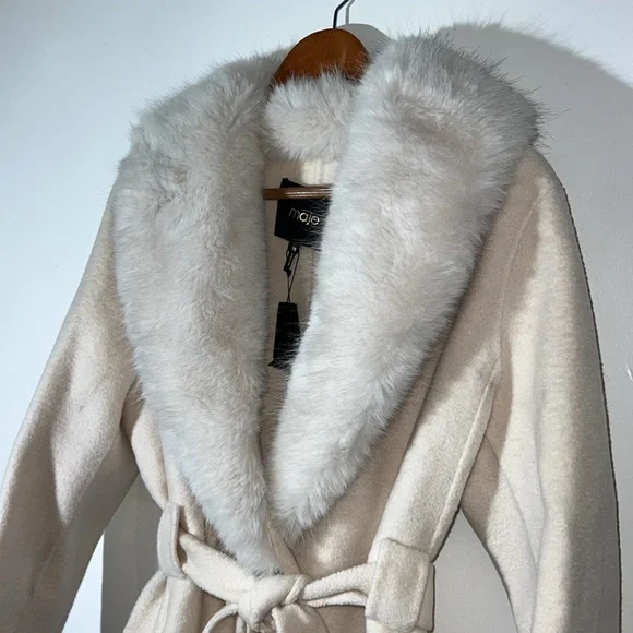 Galaxyo Faux Fur Collar Coat - Picture 5 of 7